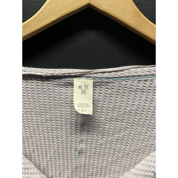 We the FreeGray Waffle Thermal V-Neck Tunic Top Gray S - Picture 2 of 6